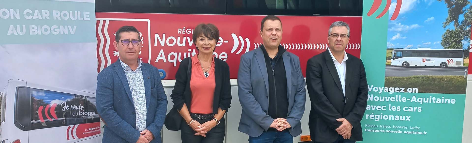 3 hommes et une femme participants à l'inauguration du car au BIOGNV Limoges Tulle