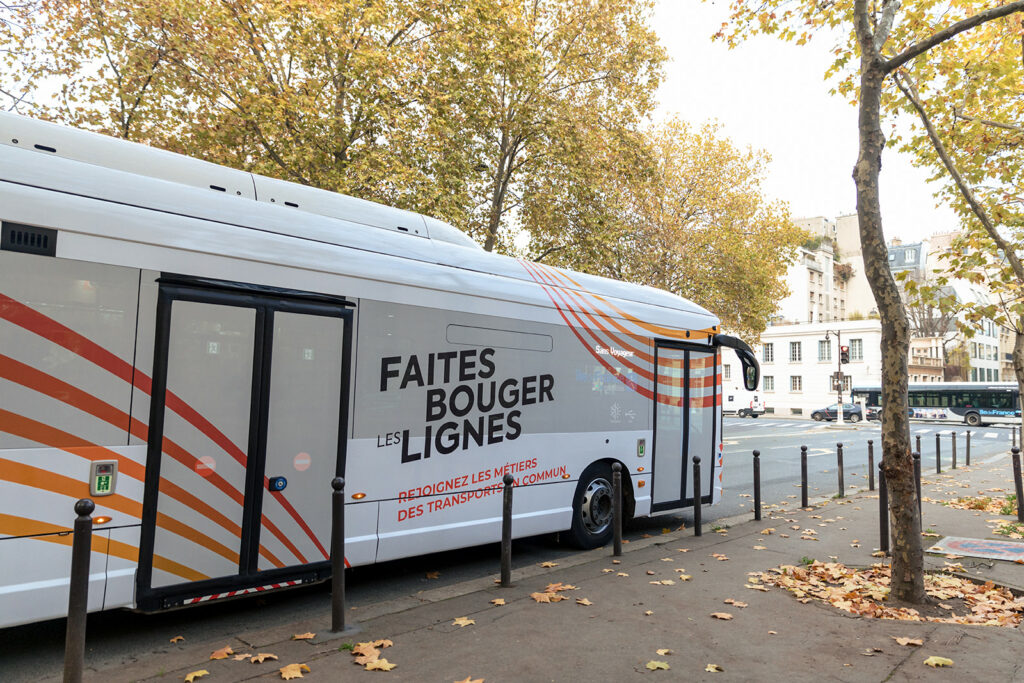 Bus Faites bouger les lignes