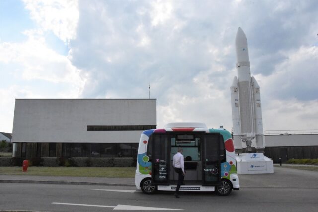 Navette autonome Navetty EasyMile EZ10 ArianeGroup-Pepper Box-Julien Hazemann