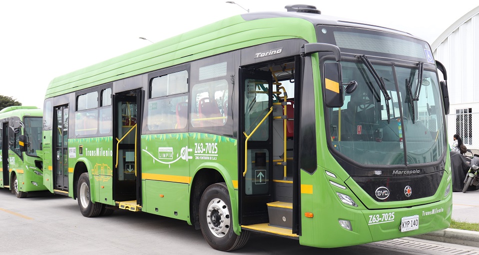 Recharge e-bus vert Transmilenio Bogota