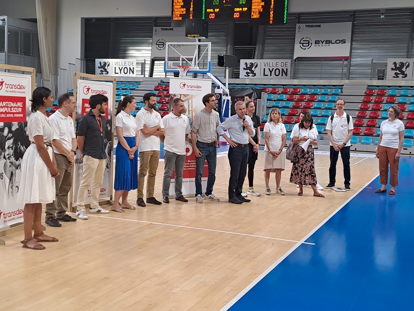 L’ASVEL féminin accueille Transdev et ADN Kids