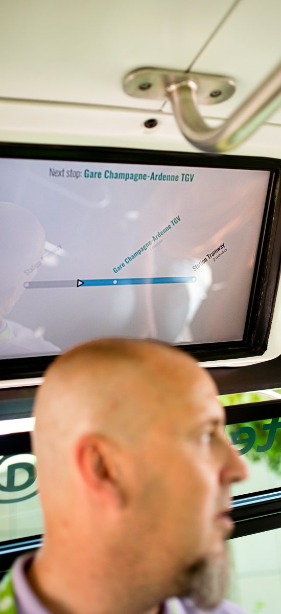 TRANSDEV NAVETTE AUTONOME GARE BEZANNES ET TRAMWAY